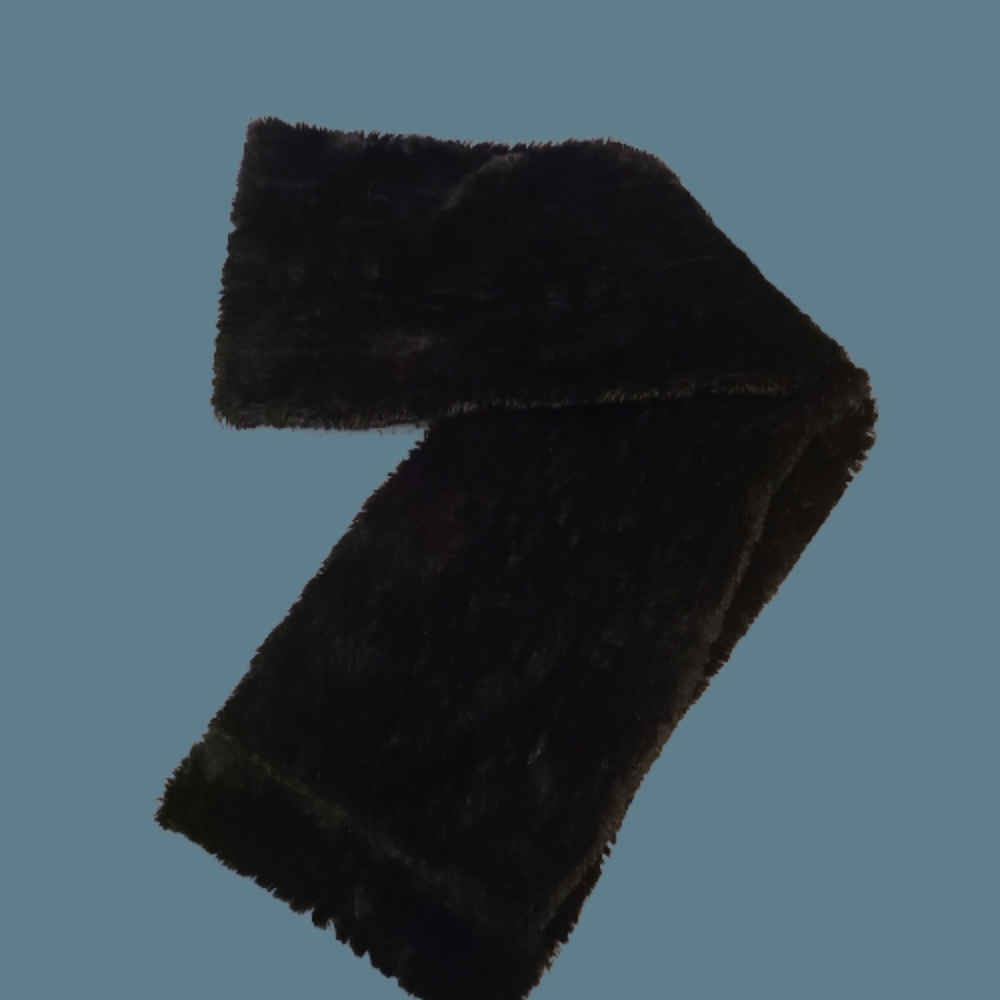 Gold Medal International Infinity Scarf